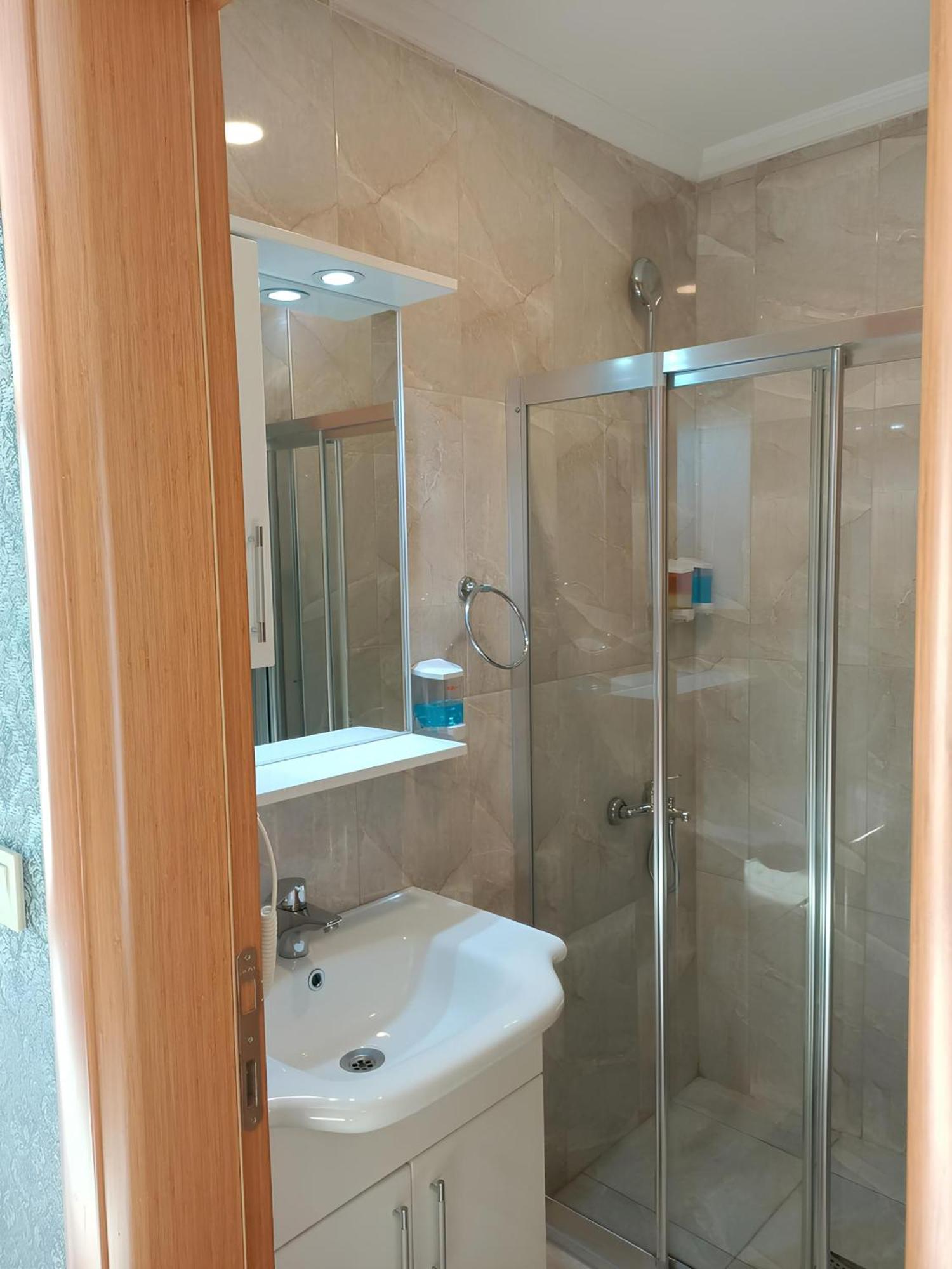 Mini Suite Otel Istanbul Exteriör bild